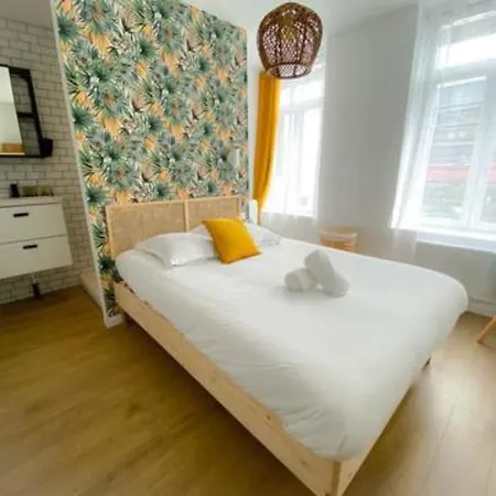 Temple 1 - Elegant A Centre Daire