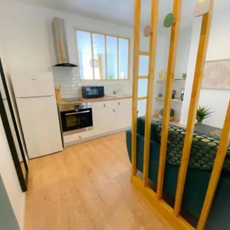 Daire Temple 1 - Elegant A Centre